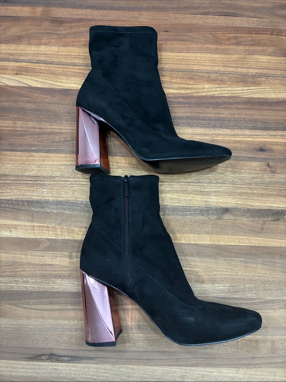 KENDALL + KYLIE WOMEN'S TINA-3 SUEDE ANKLE BOOTIE